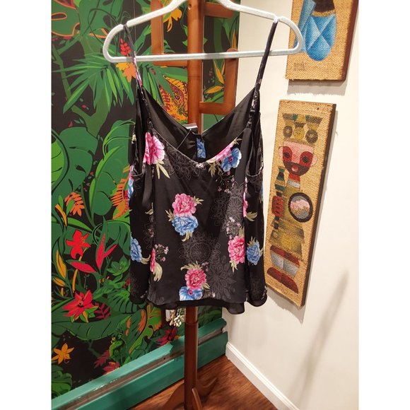 NEW Torrid Women's Camisole in Black with Mandalas and Flowers. Size 1 or 14/16 - Picture 2 of 11